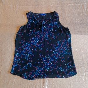 Apt9 shell tank with bright leaf pattern